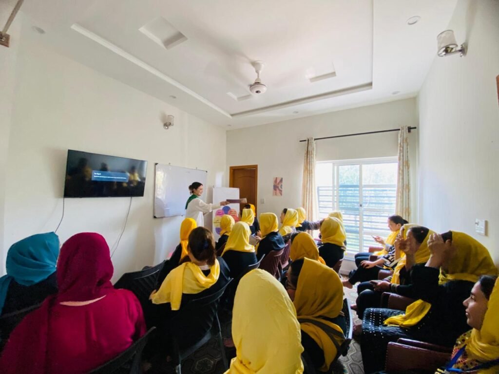 Niki - Afghan women deportation PK_AA_Final