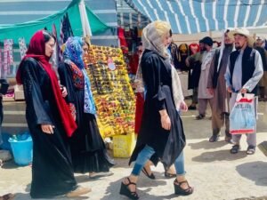 زنان افغان شهروندانِ بی‌وطن در وطن Medium